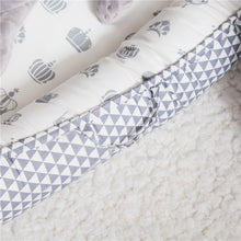 Load image into Gallery viewer, Baby Sleeping Nest Bed100% Soft Cotton Newborn Lounger Portable Crib Suitable Baby nest